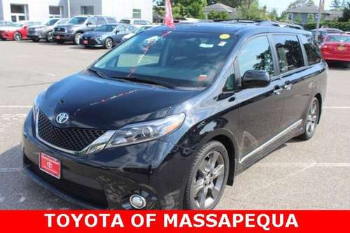 2016 TOYOTA Sienna SE 4D Passenger Van for sale in Seaford, NY