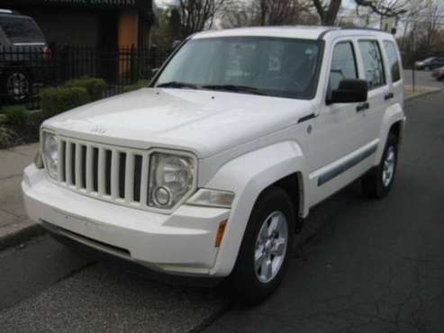 2010 Jeep Liberty Sport 4x4 4dr SUV SUV - - by dealer for sale in Massapequa, NY