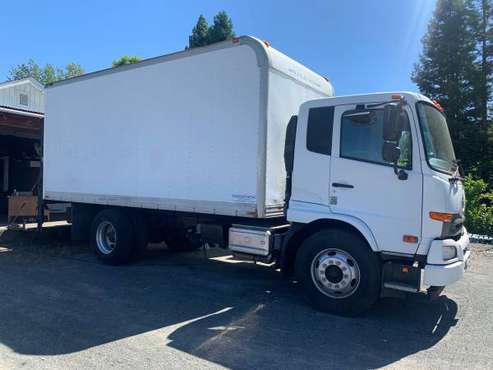 UD2600 Box Truck - cars & trucks - by owner - vehicle automotive sale for sale in Sebastopol, CA