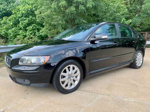 2007 Volvo S40 2.5L Turbo Loaded 145K - cars & trucks - by owner -... for sale in Akron, OH