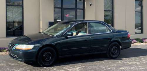 GOOD RUNNING HIGHWAY MILES 1999 HONDA ACCORD - - by for sale in Naperville, IL