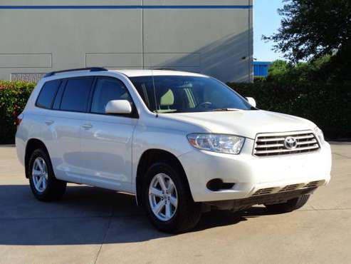2010 Toyota Highlander, No Accident, Low Mileage Gas Saver Nice 1! for sale in Dallas, TX