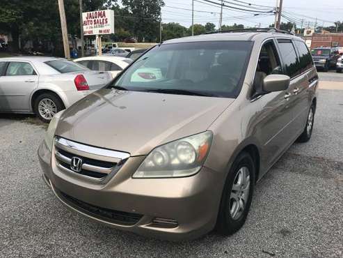 2005 HONDA ODYSSEY VAN W/TV/DVD V6 AUTOMATIC 205.000 miles - cars &... for sale in Thomasville, NC