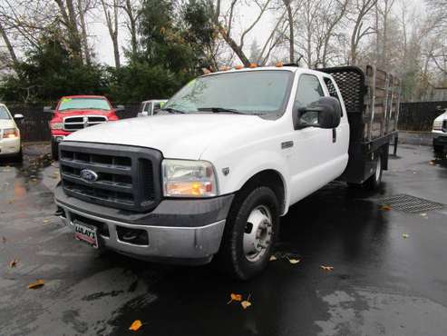 2006 Ford F350 SuperCab Flatbed One-Owner Great Condition! Low... for sale in Salem, OR