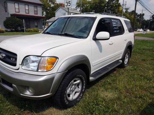 2002 Toyota Sequoia SR5 4x4 Leather 3rd Row Moonroof 148k Miles -... for sale in Fairfield, OH