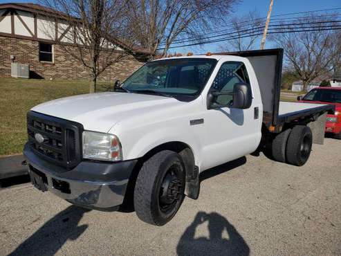 2006 Ford f350 flat bed dually nice for sale in Tipp City, OH