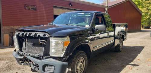 2015 FORD F250 4X4 BODYMANS SPECIAL for sale in Valley Grove, WV