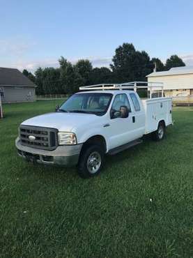 2005 Ford F-250 Extended Cab XL, 4WD with Stahl Utility Bed for sale in Farmington, AR