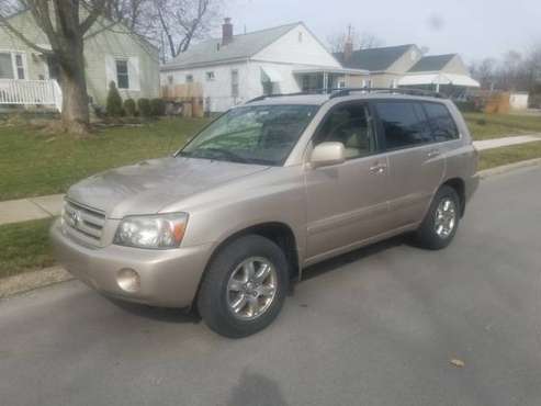 2005 TOYOTA HIGHLANDER - - by dealer - vehicle for sale in Columbus, OH