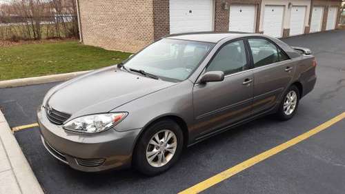 2006 Camry LE V6 - cars & trucks - by owner - vehicle automotive sale for sale in Valparaiso, IL