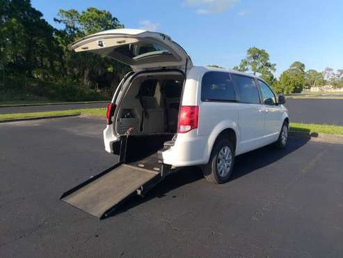 Handicap Van - 2018 Dodge Grand Caravan - - by dealer for sale in Melbourne , FL