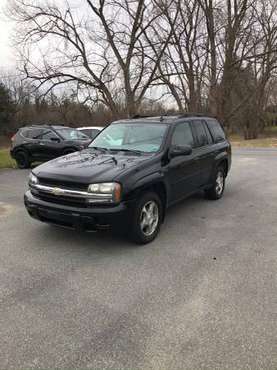 2007 Chevy Trailblazer LS - cars & trucks - by dealer - vehicle... for sale in Clifton Park, NY