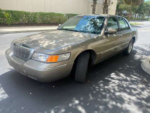 2001 MERCURY GRAND MARQUIS LOW MILES - cars & trucks - by owner -... for sale in West Palm Beach, FL