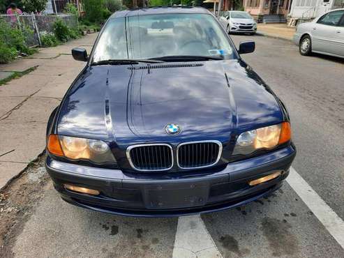 2001 BMW E46 325xi AWD Runs Great, Clean 2 5l V6 Automatic - cars & for sale in Philadelphia, PA