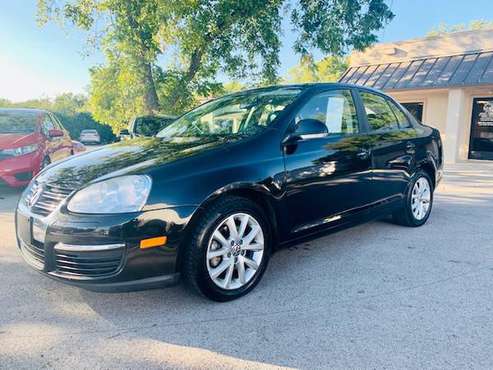 2010 Volkswagen Jetta BLACK ON BLACK with leather! for sale in Fort Worth, TX