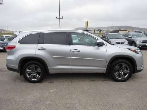 2017 TOYOTA HIGHLANDER LIMITED PLATINUM PACKAGE - - by for sale in Spearfish, SD