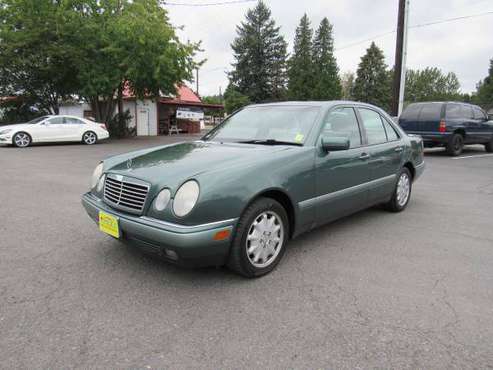 1996 *MERCEDES-BENZ* *E320* LOW MILES! $500 DOWN- EASY INHOUSE! for sale in WASHOUGAL, OR