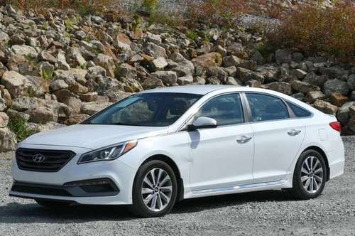 2015 *Hyundai* *Sonata* *2.4L* Sport - cars & trucks - by dealer -... for sale in Naugatuck, CT