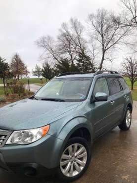 Subaru Forester SUV (AWD) - cars & trucks - by owner - vehicle... for sale in Columbia, MO