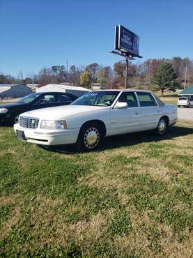 1998 Cadillac Deville ville d elegance - cars & trucks - by owner -... for sale in Greeneville , TN