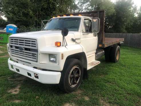 1991 Ford F650 flatbed on propane - - by dealer for sale in Harrisburg Illinois, IL