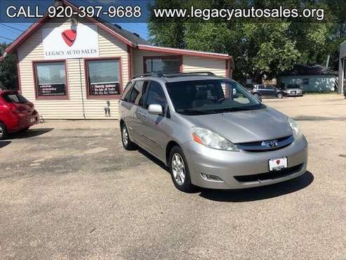 2006 TOYOTA SIENNA XLE LIMITED for sale in Jefferson, WI
