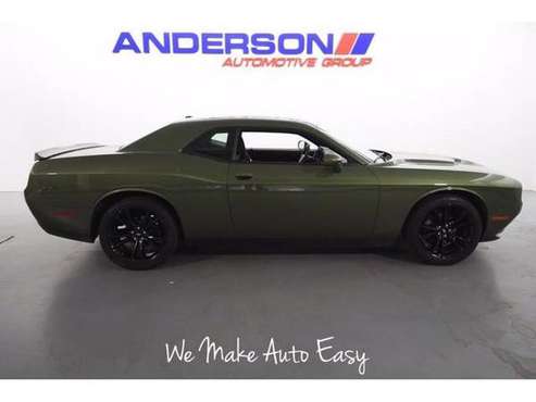 2018 Dodge Challenger coupe SXT 489 58 PER MONTH! for sale in Rockford, IL
