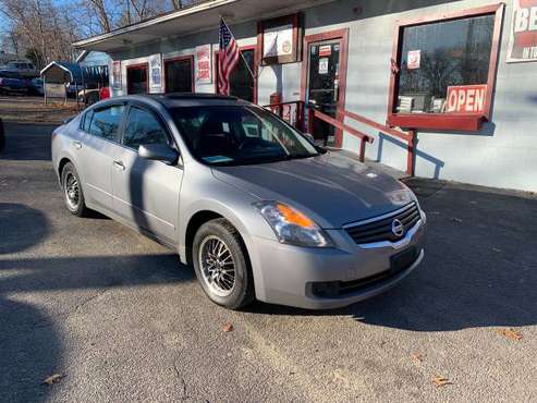 07 Nissan Altima 125k excellent condition - cars & trucks - by owner... for sale in North Kingstown, RI