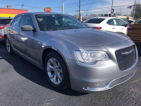 2015 Chrysler 300 LIMITED - Try... - cars & trucks - by dealer -... for sale in Fairview Heights, MO