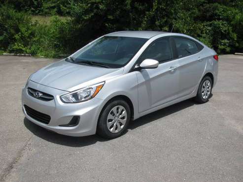 2017 HYUNDAI ACCENT SE...4CYL AUTO...56000 MILES...NICE for sale in Knoxville, TN