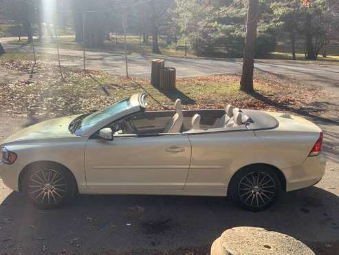 2009 Volvo C70 hard top convertible - cars & trucks - by owner -... for sale in Schenectady, NY