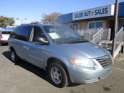 2005 Chrysler Town & Country LX - LOW MILEAGE - AC AND HEATER WORKS... for sale in Sacramento , CA