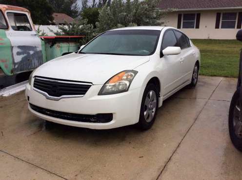 2007 Nissan Altima - cars & trucks - by owner - vehicle automotive... for sale in Cape Coral, FL