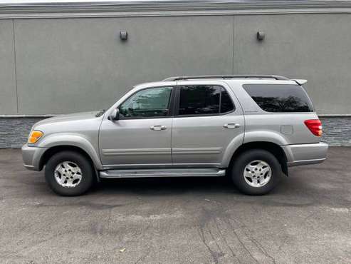 2001 TOYOTA SEQUOIA LIMITED 4X4 SUV - cars & trucks - by dealer -... for sale in West Long Branch, NJ