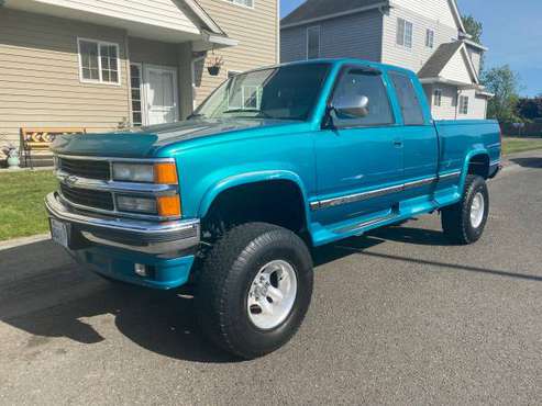 96 Chevy Silverado extended cab 4 x 4 for sale in Vancouver, OR