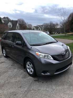 2014 Toyota Sienna LE Minivan 4D - cars & trucks - by owner -... for sale in Newtown Square, PA