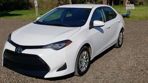 2017 Toyota Corolla LE 69, 600 miles 40 mpg NICE! for sale in lebanon, OR