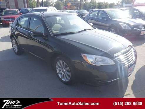 2012 Chrysler 200 Touring - cars & trucks - by dealer - vehicle... for sale in Des Moines, IA