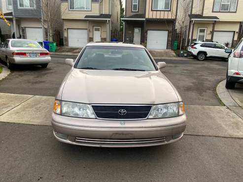 1998 Toyota Avalon XLS - cars & trucks - by owner - vehicle... for sale in Portland, OR