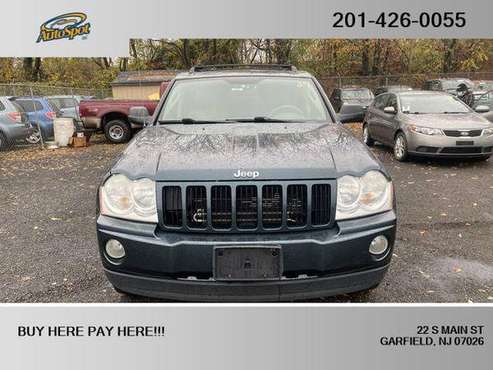 2005 Jeep Grand Cherokee Laredo Sport Utility 4D EZ-FINANCING! -... for sale in Garfield, NY