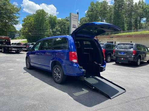 2019 *Dodge* *Grand* *Caravan* *GT* handicap wheelchair van - cars &... for sale in Dallas, IN