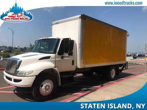 2005 INTERNATIONAL 4300 18' FEET NON CDL DIESEL BOX TRUCK LIF-maryland for sale in Staten Island, District Of Columbia