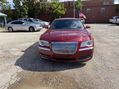 2012 Chrysler 300 - cars & trucks - by dealer - vehicle automotive... for sale in Fort Worth, TX