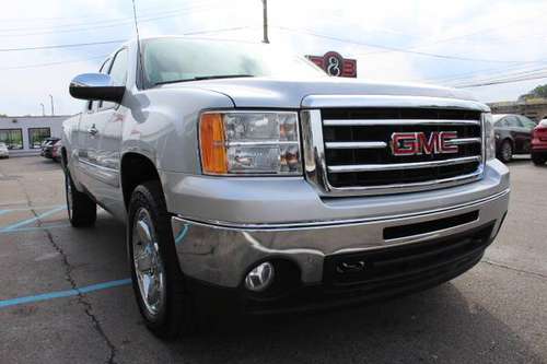 2013 GMC Sierra 1500 SLE Extended Cab 4x4 *ONE OWNER*LOW MILES* for sale in Mount Clemens, MI