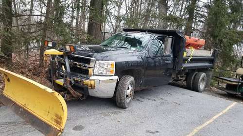 2009 plow-truck-chevrolet-3500 with salter 4x4 black 57538-miles... for sale in Monroe, NY
