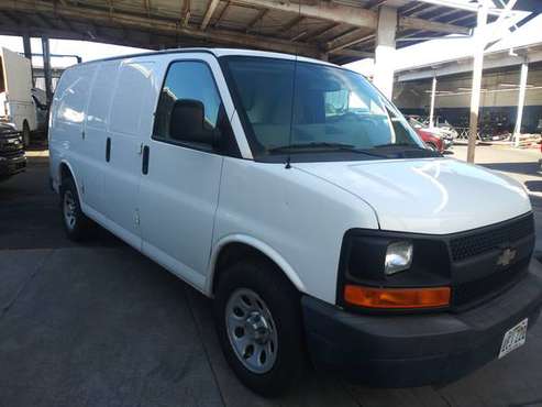 PRICE FOR QUICK SALE** BUY KNOW**2012 CHEVY 1500 EXPRESS CARGO VAN for sale in Kahului, HI