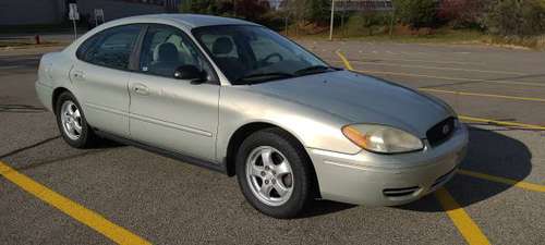 2005 Ford Taurus - cars & trucks - by dealer - vehicle automotive sale for sale in Lansing, MI