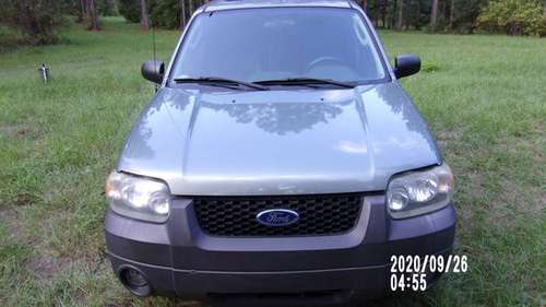 Ford Escape Xlt - cars & trucks - by owner - vehicle automotive sale for sale in Midway, FL