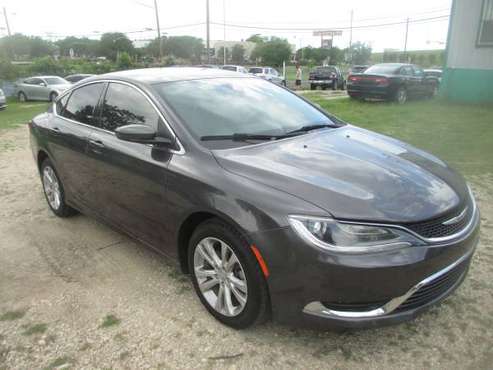 2015 Chrysler 200 LOW MILES - - by dealer - vehicle for sale in Austin, TX