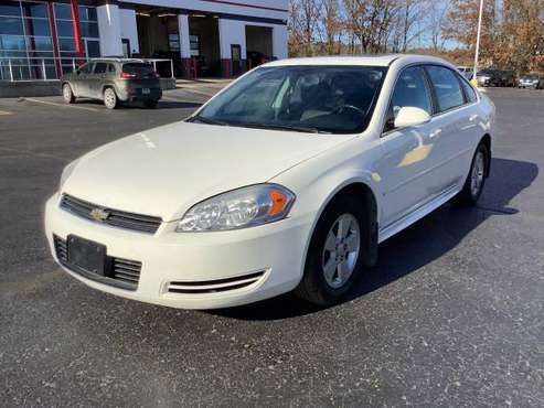 Nice! 2009 Chevy Impala LT! Loaded! Finance Guaranteed! - cars &... for sale in Ortonville, MI